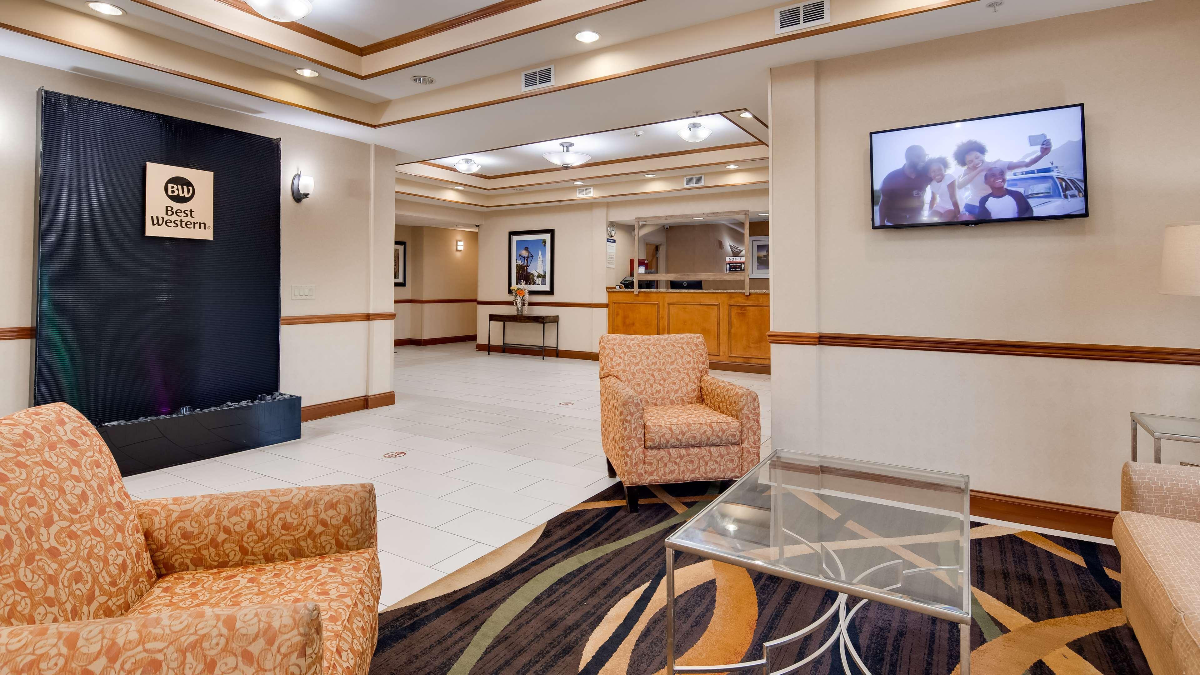 Best Western Executive Inn - Latta Berrys Crossroads Εξωτερικό φωτογραφία